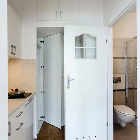Krucza 17, Centrum Apartament Warszawa